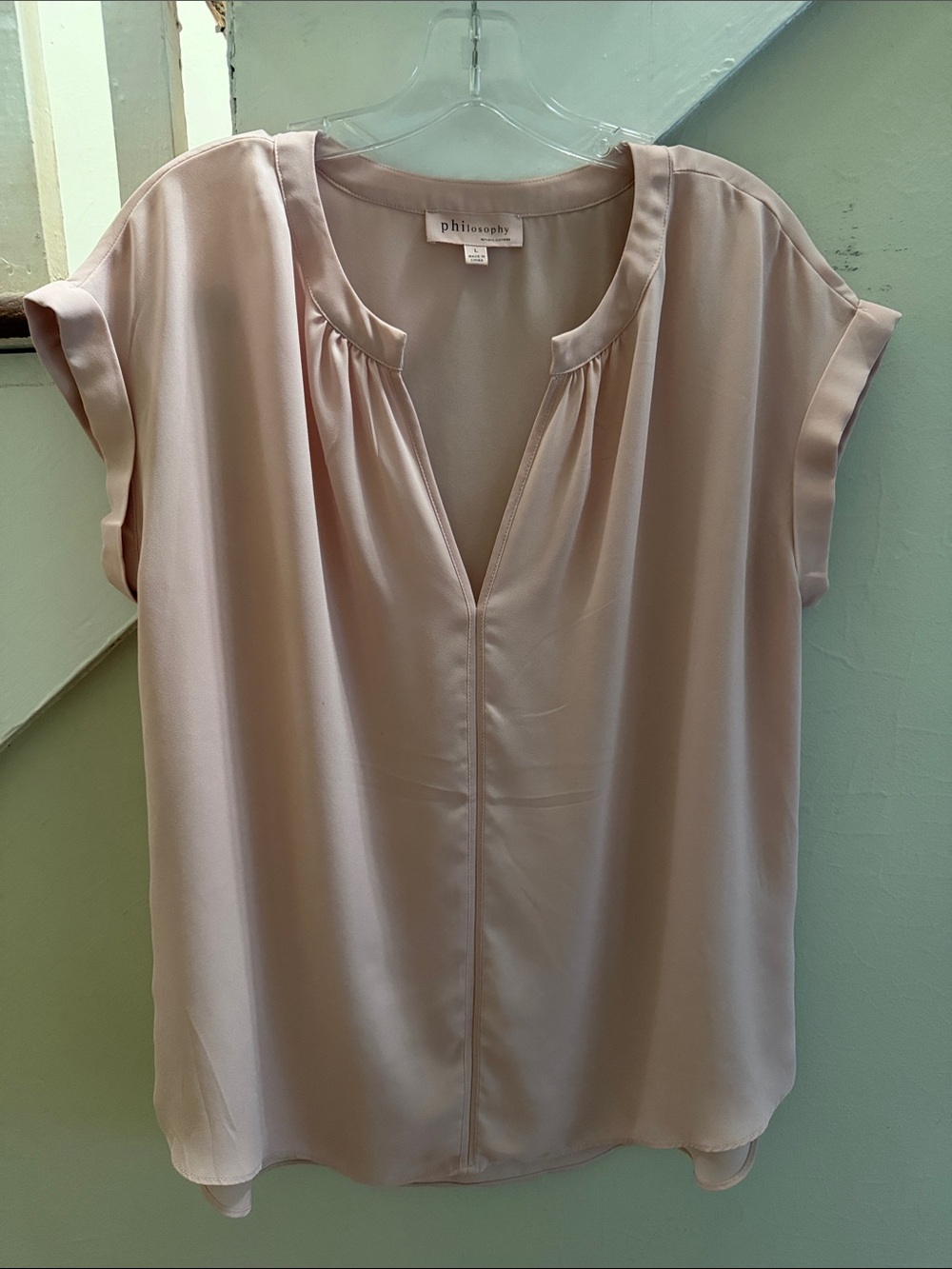 Philosophy Pale Blush V-Neck Cap Sleeve Blouse